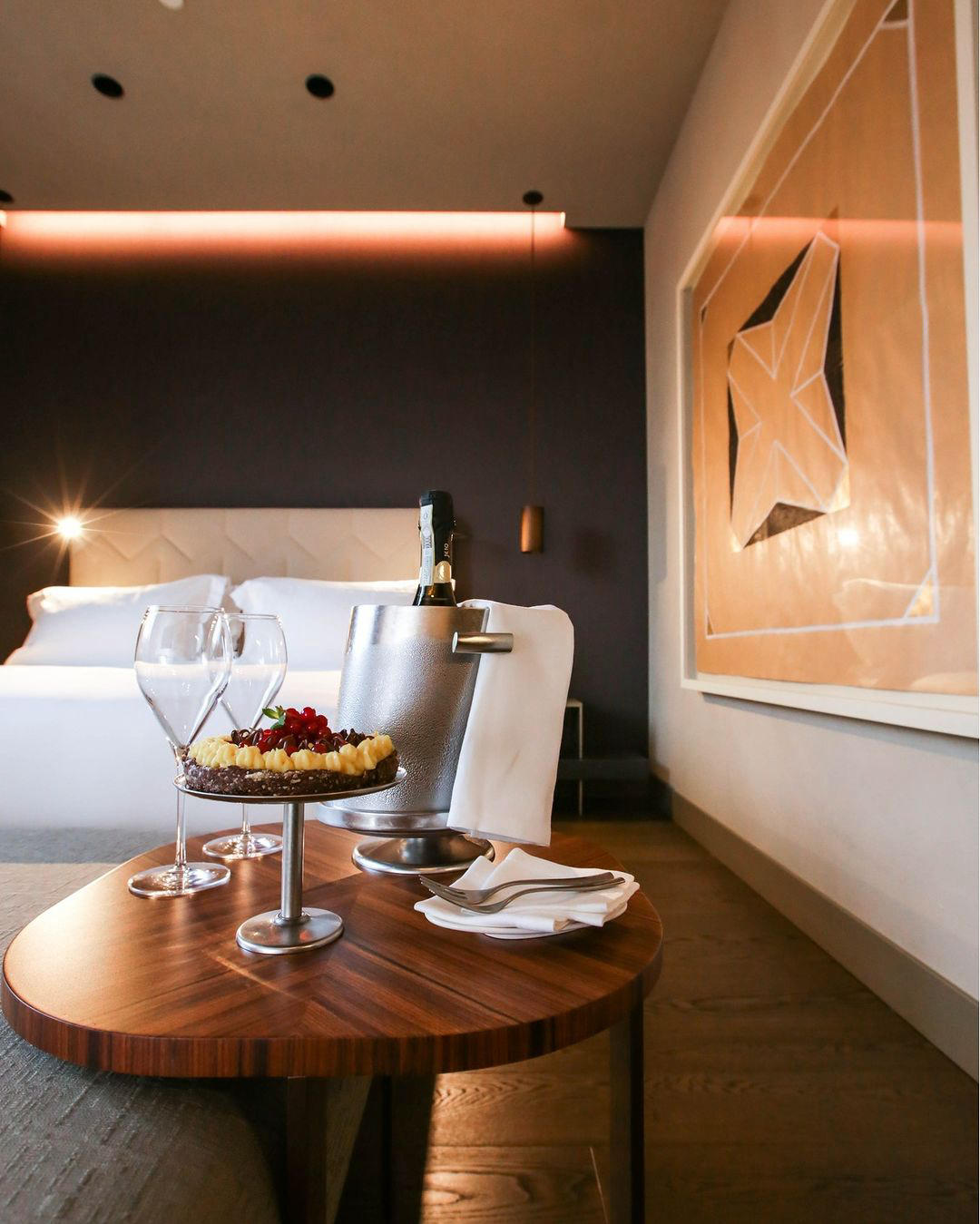 image  1 Hotel VIU Milan - Embodying elegance and Milanese flair, our Deluxe Rooms perfectly fuse cutting-edg
